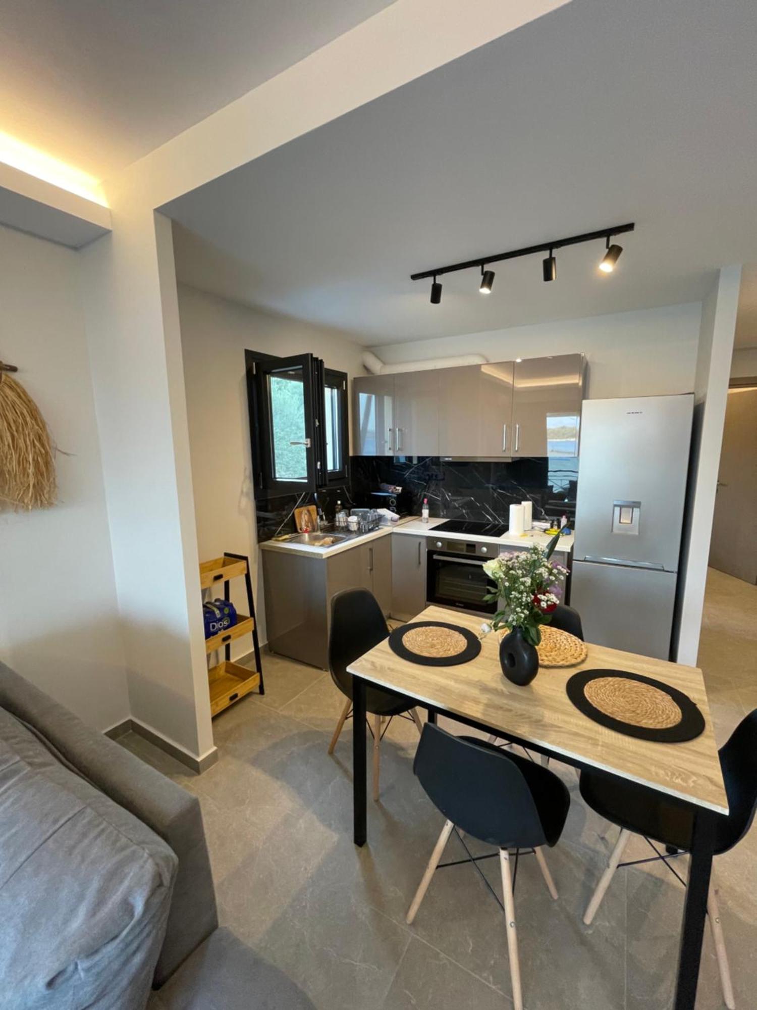 Sailors Apartments Perigiali Нидри Екстериор снимка